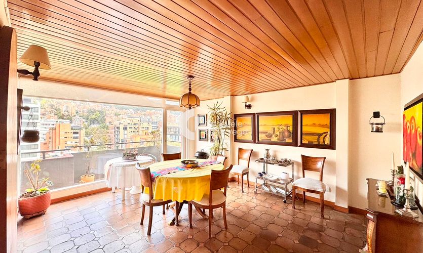 Apartamento de 3 alcobas en venta en El Nogal, Bogotá, 320 m² · foto 4 de 15