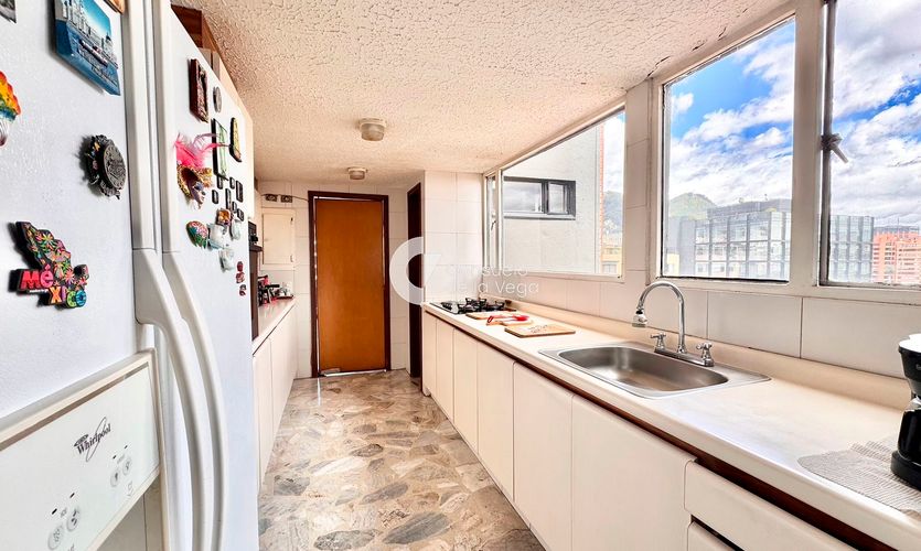 Apartamento de 3 alcobas en venta en El Nogal, Bogotá, 320 m² · foto 11 de 15