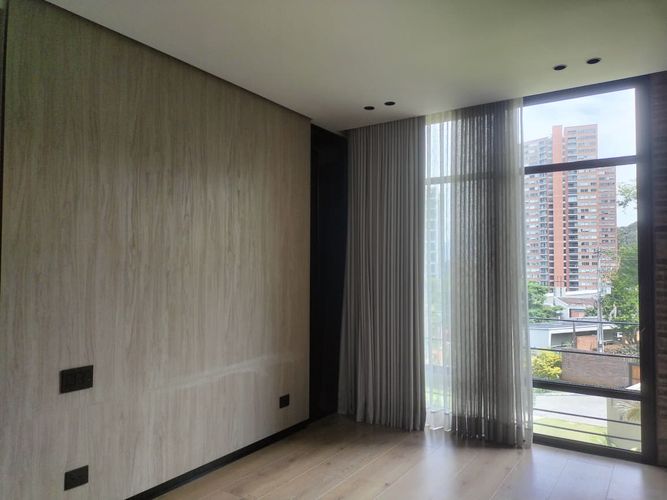 Apartamento de 2 alcobas en venta en Altos Del Poblado, Medellín, 290 m² · foto 14 de 20
