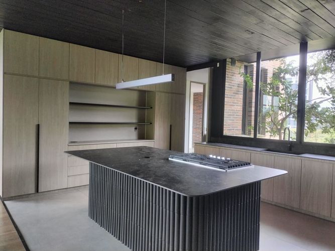 Apartamento de 2 alcobas en venta en Altos Del Poblado, Medellín, 290 m² · foto 5 de 20