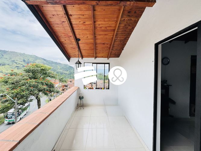 Edificio en venta en Cabecera San Antonio De Prado, Medellín, 262 m² · foto 3 de 24