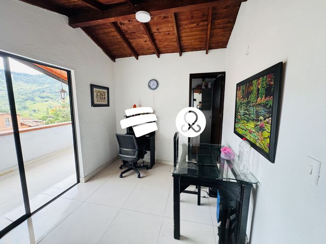 Edificio en venta en Cabecera San Antonio De Prado, Medellín, 262 m² · foto 6 de 24