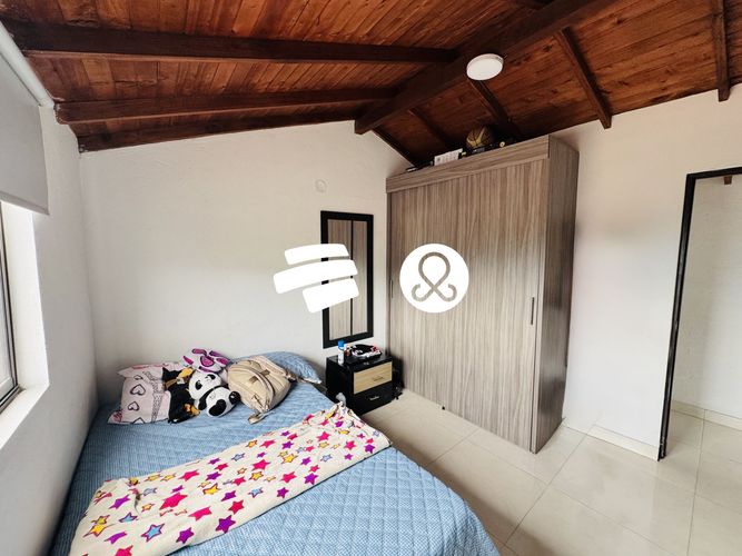 Edificio en venta en Cabecera San Antonio De Prado, Medellín, 262 m² · foto 11 de 24