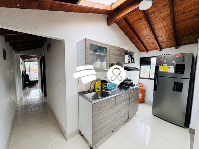 Edificio en venta en Cabecera San Antonio De Prado, Medellín, 262 m² · foto 12 de 24