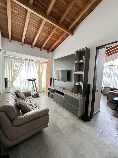 Casa de 3 alcobas en venta en Lomitas, La Ceja, 174 m² · foto 7 de 17