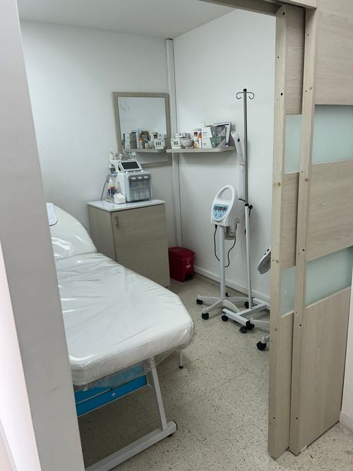 Consultorio en venta en El Piloto, Cali, 37 m² · foto 3 de 9