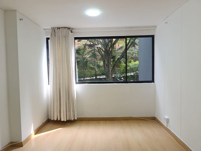 Apartamento de 3 alcobas en arriendo en El Poblado, Medellín, 89 m² · foto 15 de 20