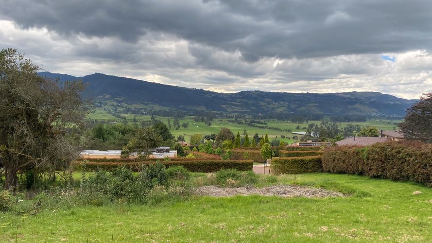 Lote en venta en Santa Isabel, La Calera, 4524 m² · foto 2 de 9