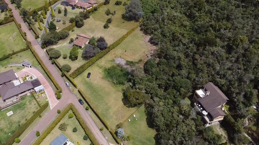 Lote en venta en Santa Isabel, La Calera, 4524 m² · foto 4 de 9