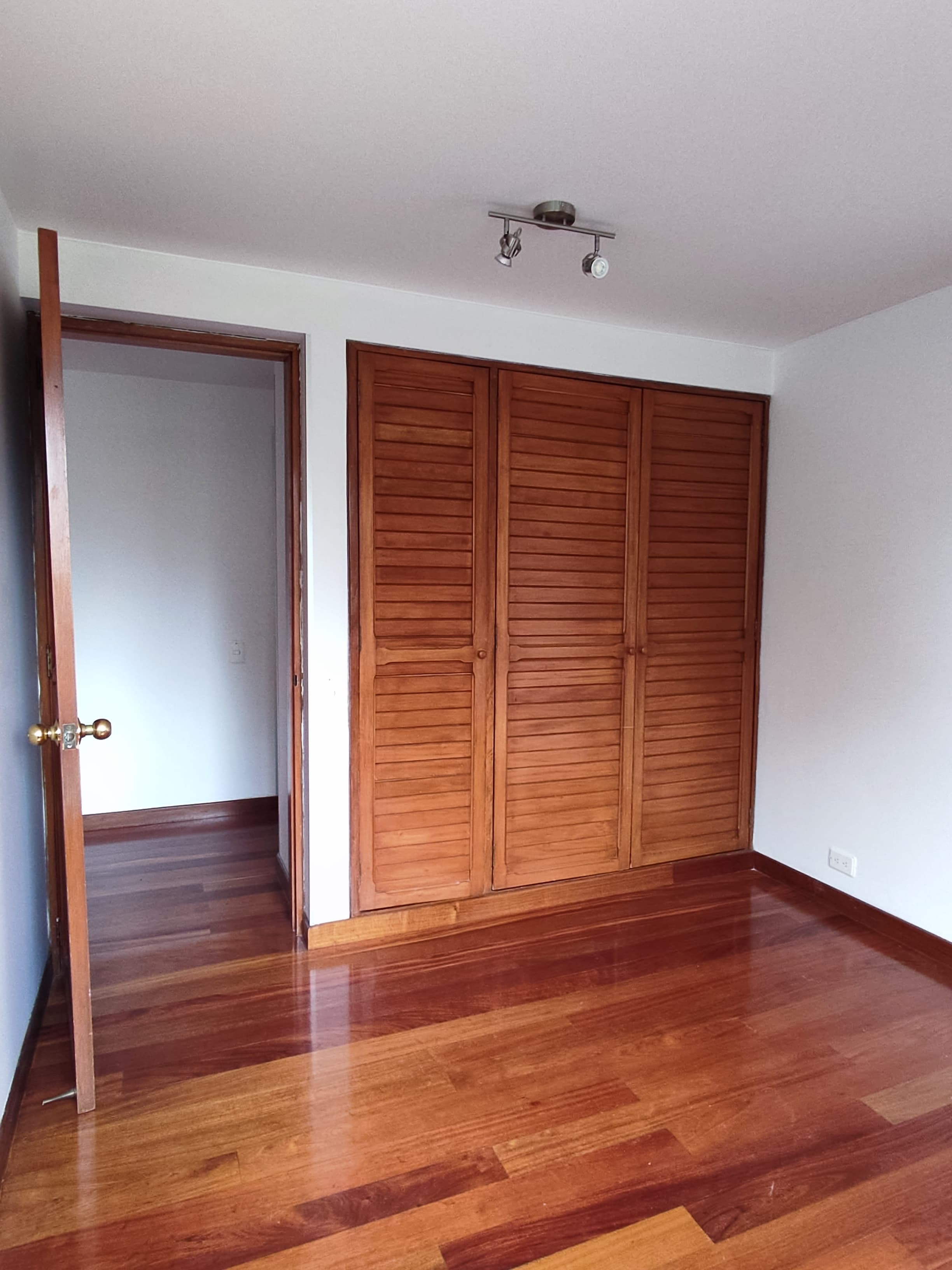 Apartamento en arriendo en Pontevedra, Bogotá · foto 11 de 16