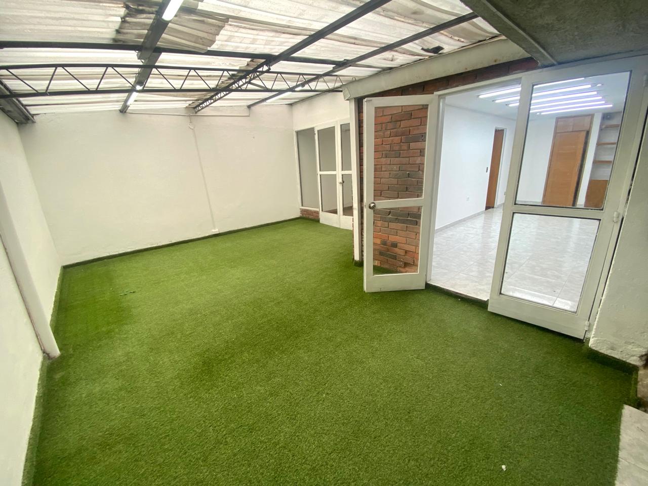 Casa en venta en Polo Club, Bogotá · foto 13 de 24
