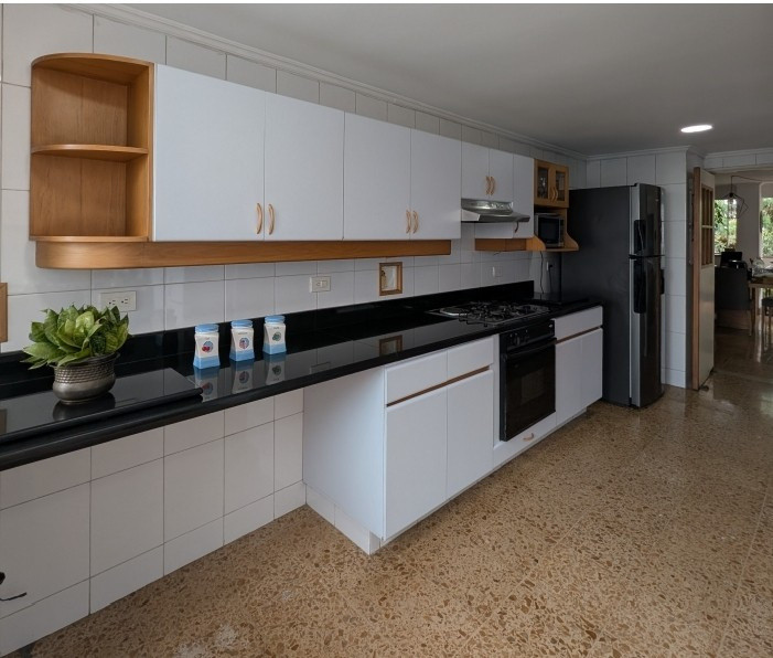 Apartamento en venta en Castropol, Medellín [No disponible] 3
