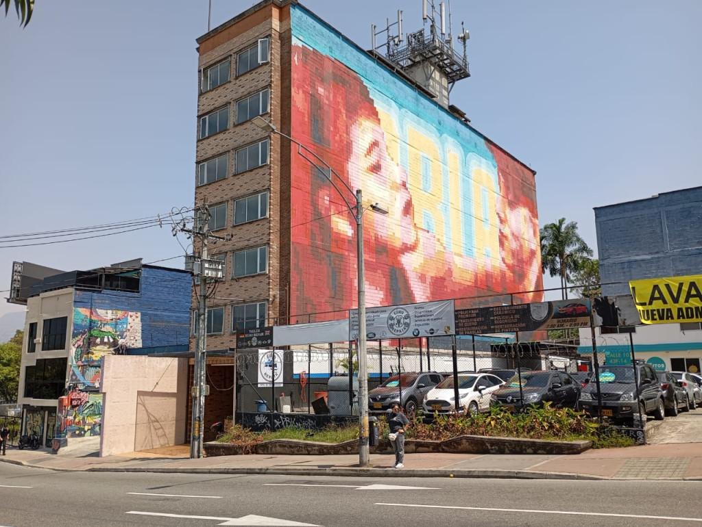 Edificio en venta en El Poblado, Medellín [No disponible] 4