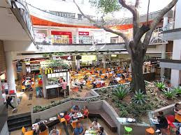 Local comercial en venta en El Poblado, Medellín [No disponible] 3