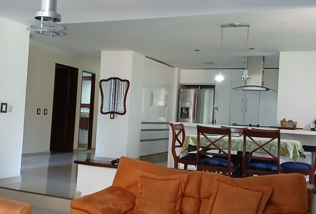 Apartamento en venta en El Poblado, Medellín 4