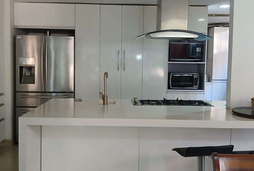 Apartamento en venta en El Poblado, Medellín 5