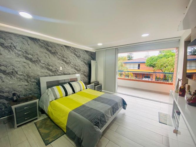 Casa de 3 alcobas en venta en Suramerica, La Estrella, 240 m² · foto 11 de 17