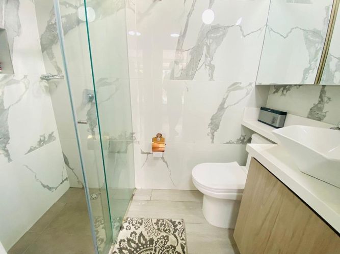 Casa de 3 alcobas en venta en Suramerica, La Estrella, 240 m² · foto 12 de 17