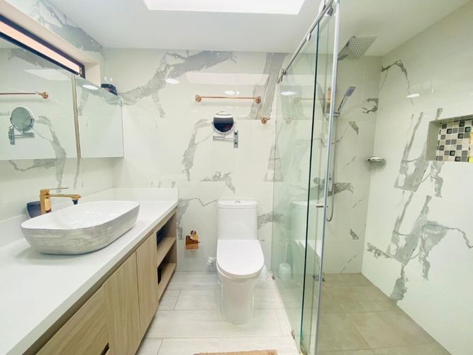 Casa de 3 alcobas en venta en Suramerica, La Estrella, 240 m² · foto 13 de 17