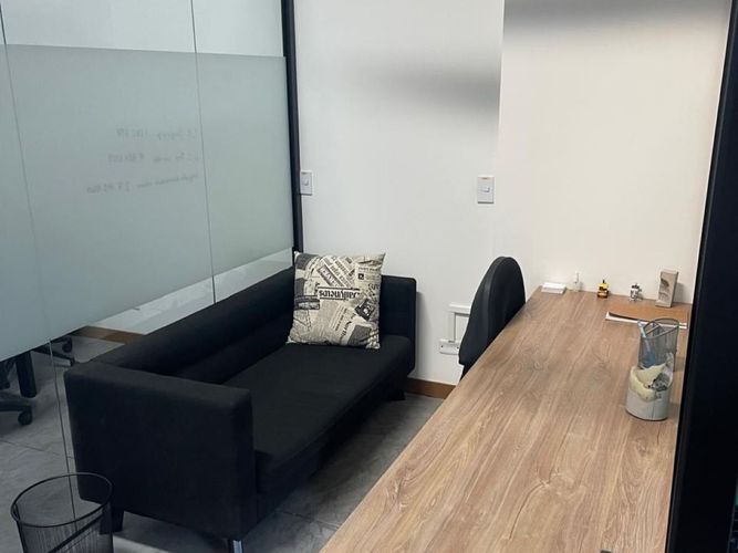 Oficina en venta en Loma Del Chocho, Envigado, 60 m² · foto 2 de 7