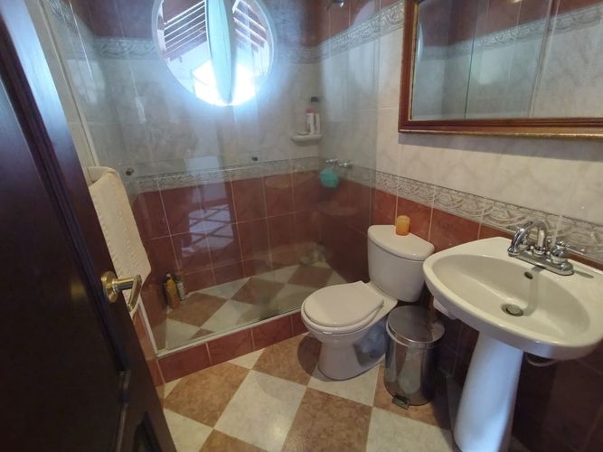 Casa de 8 alcobas en venta en Via El Eden, Armenia, 450 m² · foto 15 de 23