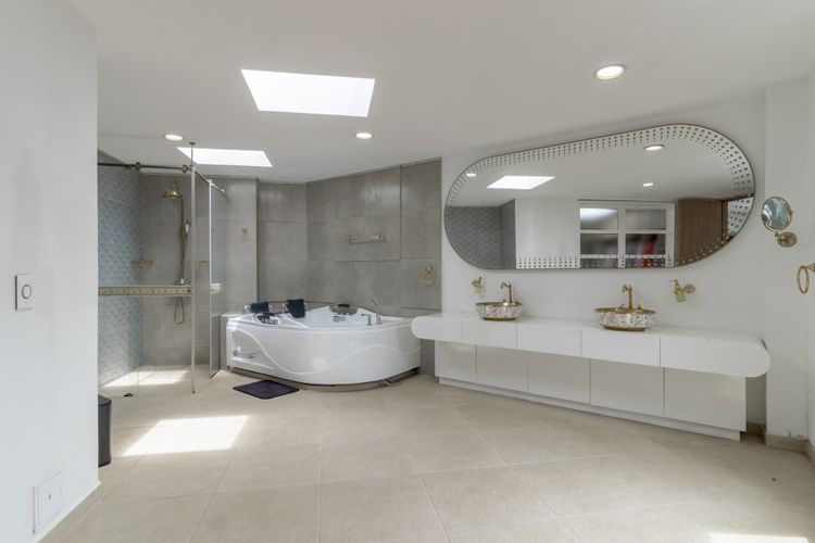 Casa de 5 alcobas en venta en Yerbabuena, Sopó, 305 m² · foto 11 de 20
