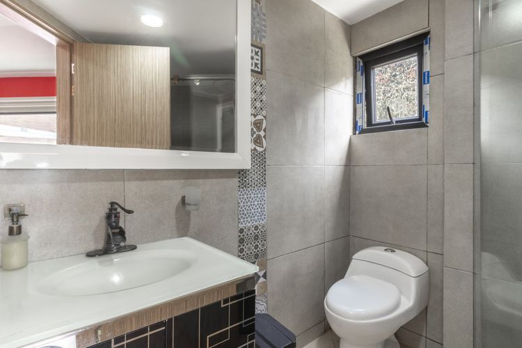 Casa de 5 alcobas en venta en Yerbabuena, Sopó, 305 m² · foto 15 de 20