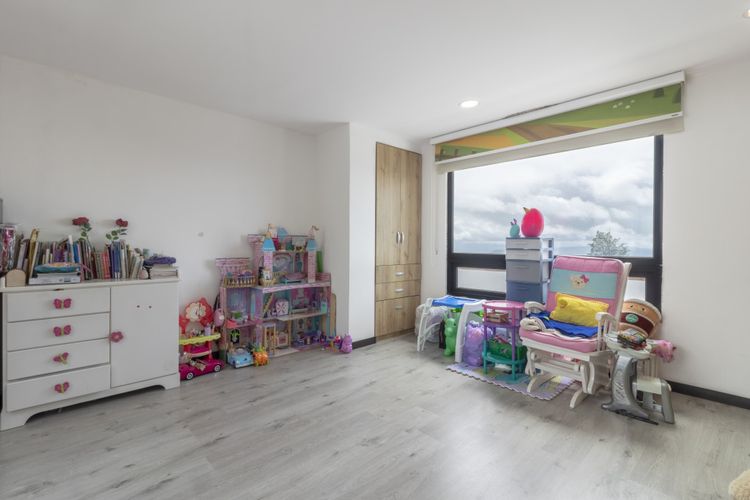 Casa de 5 alcobas en venta en Yerbabuena, Sopó, 305 m² · foto 20 de 20