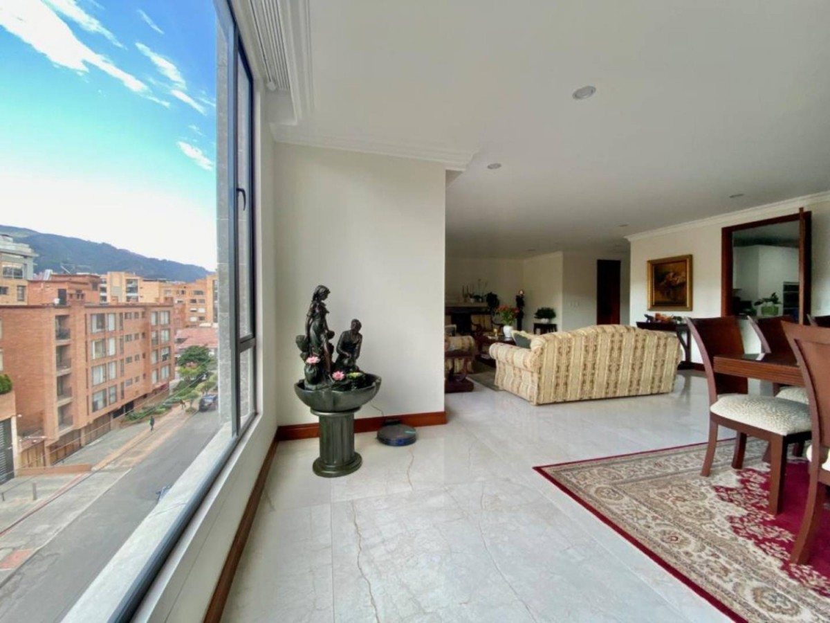 Apartamento en venta en San Patricio, Bogotá · foto 4 de 24
