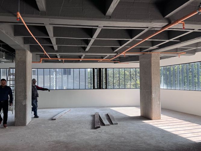 Oficina en arriendo en Santa Fe, Medellín, 2431 m² · foto 7 de 19