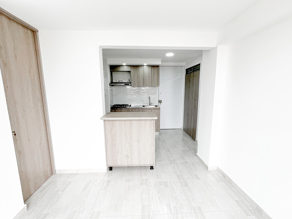 Apartamento en venta en Industrial Centenario, Bogotá · foto 3 de 17