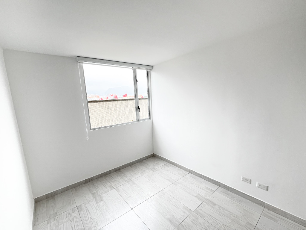 Apartamento en venta en Industrial Centenario, Bogotá · foto 9 de 17