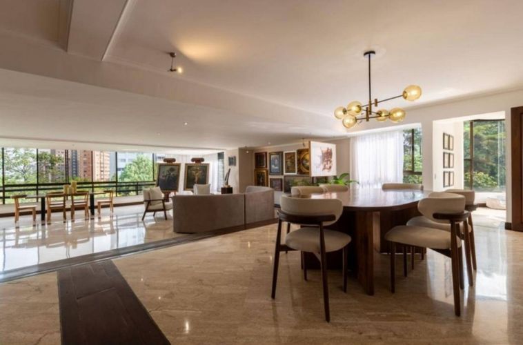 Apartamento de 3 alcobas en venta en San Lucas, Medellín, 420 m² · foto 11 de 24