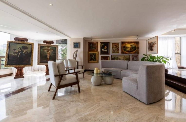 Apartamento de 3 alcobas en venta en San Lucas, Medellín, 420 m² · foto 17 de 24