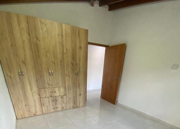 Oficina en arriendo en Mesa, Envigado, 300 m² · foto 6 de 10