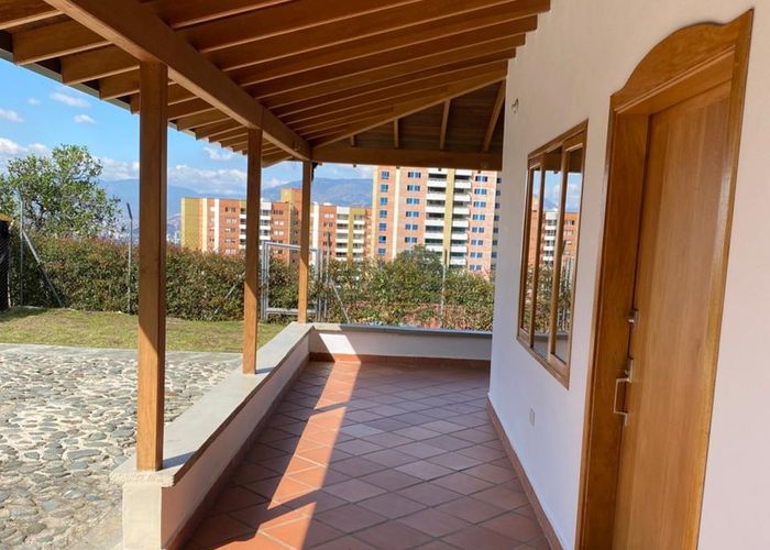 Oficina en arriendo en Mesa, Envigado, 300 m² · foto 9 de 10