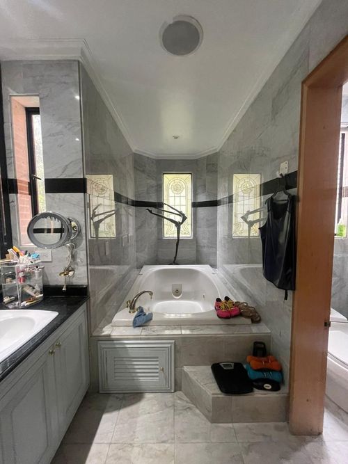 Apartamento de 5 alcobas en venta en Bosque De Pinos, Bogotá, 400 m² · foto 18 de 20