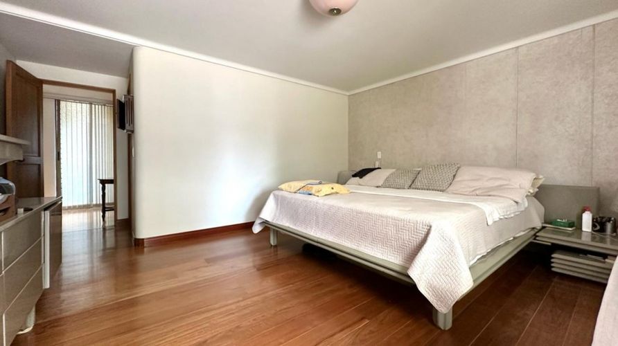 Apartamento de 3 alcobas en venta en Los Balsos, Medellín, 250 m² · foto 18 de 22