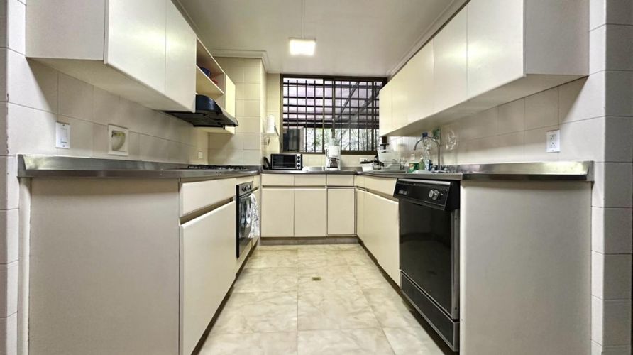 Apartamento de 3 alcobas en venta en Los Balsos, Medellín, 250 m² · foto 20 de 22