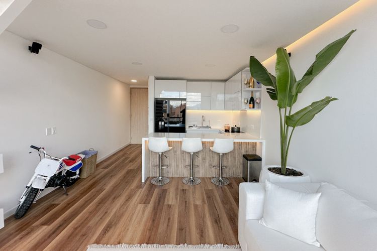 Apartamento de 1 alcoba en venta en Chico Norte, Bogotá, 73 m² · foto 2 de 15