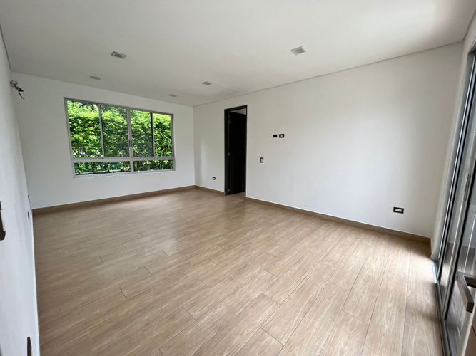 Casa de 3 alcobas en venta en Ruitoque, Piedecuesta, 290 m² · foto 6 de 17