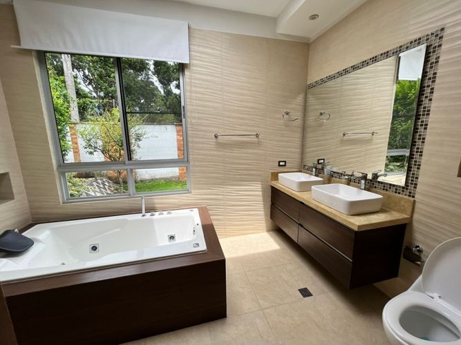 Casa de 3 alcobas en venta en Ruitoque, Piedecuesta, 290 m² · foto 11 de 17