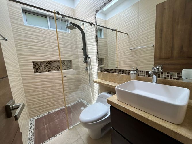 Casa de 3 alcobas en venta en Ruitoque, Piedecuesta, 290 m² · foto 13 de 17