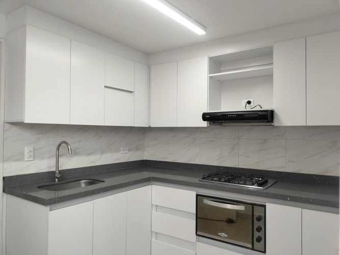 Apartamento de 3 alcobas en arriendo en Villa Santa Teresa, Envigado, 120 m² · foto 4 de 15