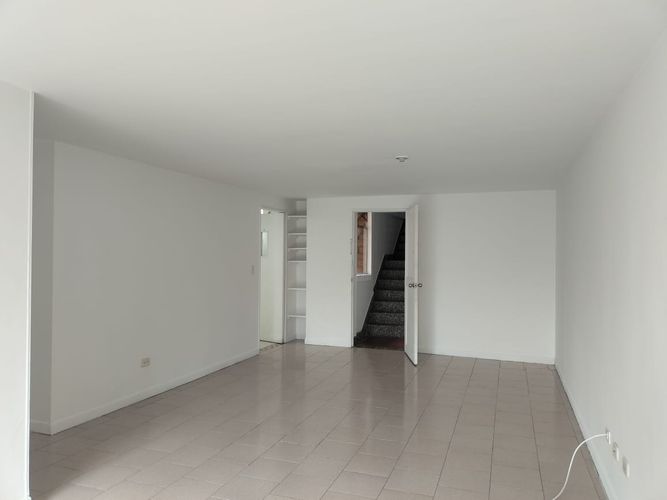 Apartamento de 3 alcobas en arriendo en Villa Santa Teresa, Envigado, 120 m² · foto 6 de 15