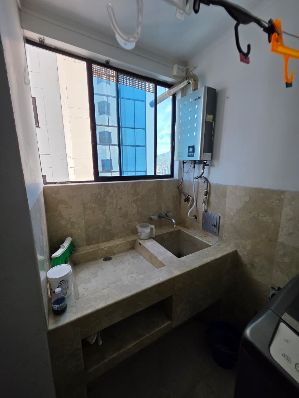 Apartamento en venta en Pinares, Pereira · foto 7 de 24