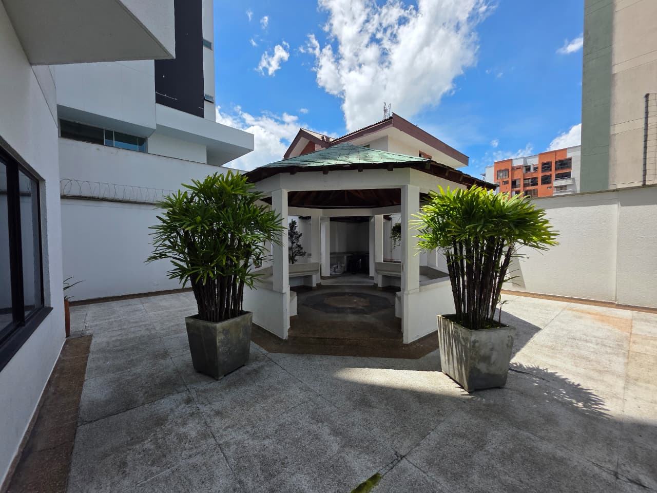 Apartamento en venta en Pinares, Pereira · foto 22 de 24