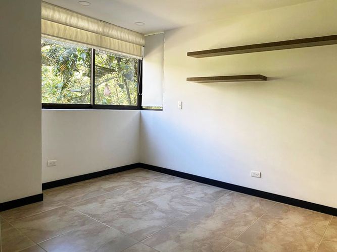 Apartamento de 4 alcobas en venta en El Poblado, Medellín, 165 m² · foto 11 de 18