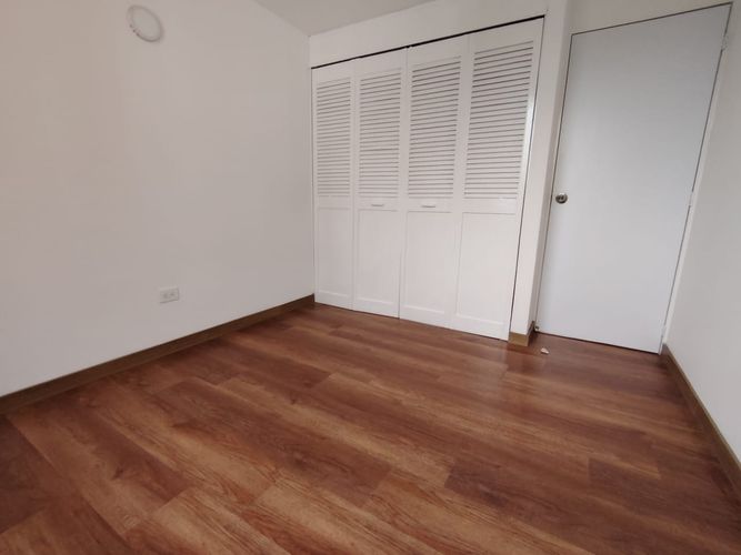 Apartamento de 3 alcobas en arriendo en El Poblado, Medellín, 75 m² · foto 6 de 12