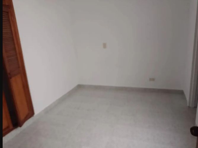 Apartamento de 4 alcobas en venta en Laureles, Medellín, 129 m² · foto 18 de 19